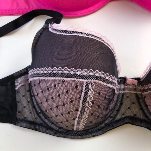 2 Like New Bras in Hot Pink and Black & White - Picture 8 of 10